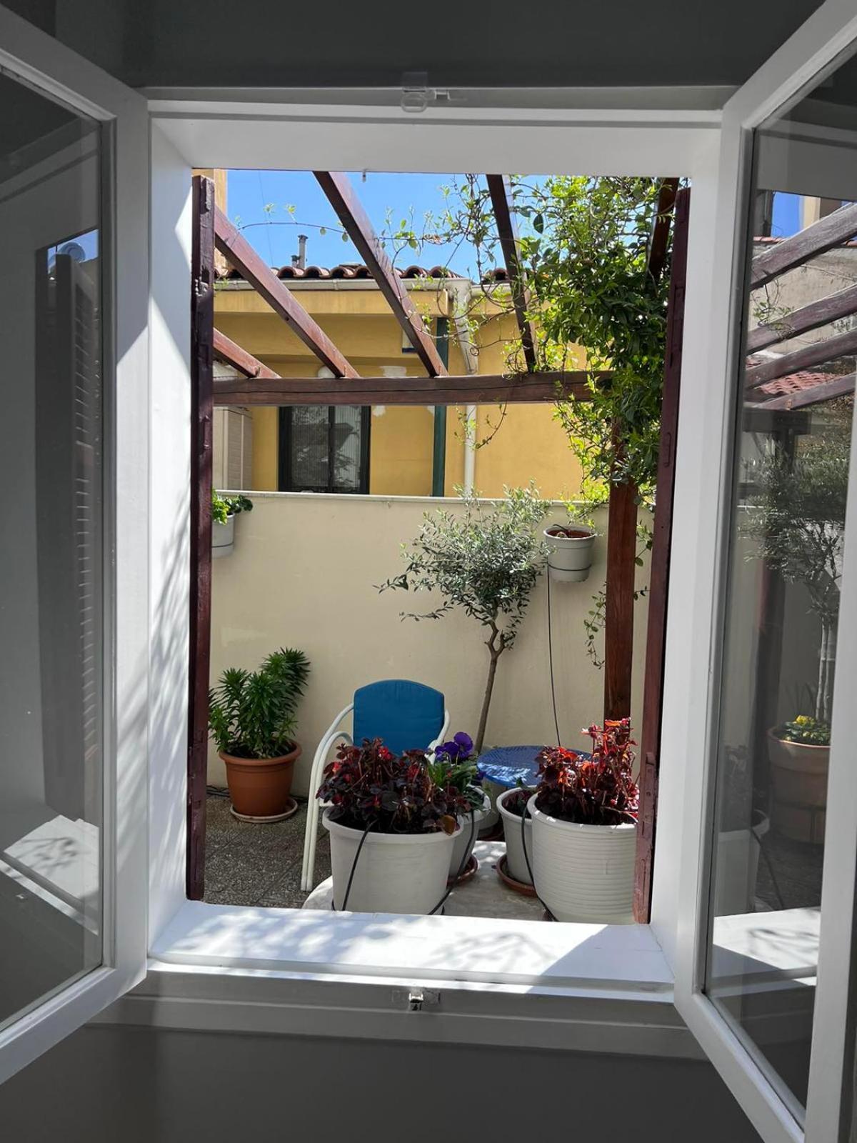 Villa Retro House With Garden In Anopoli Tesalónica Exterior foto